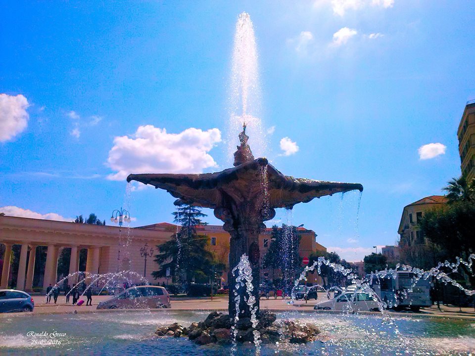 002.7 Foggia - Universita e Fontana del Sele